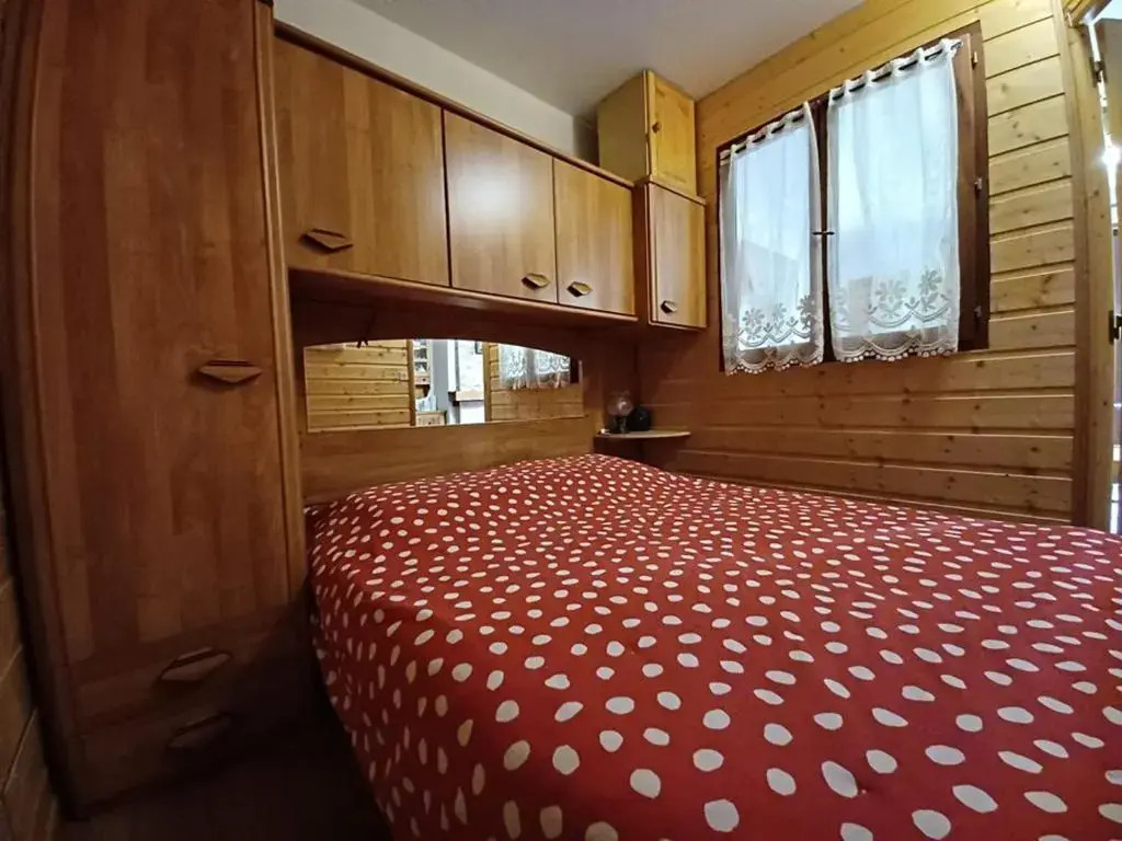 Appartement Le Biot, 2 pièces, 4 personnes - FR-1-573-107