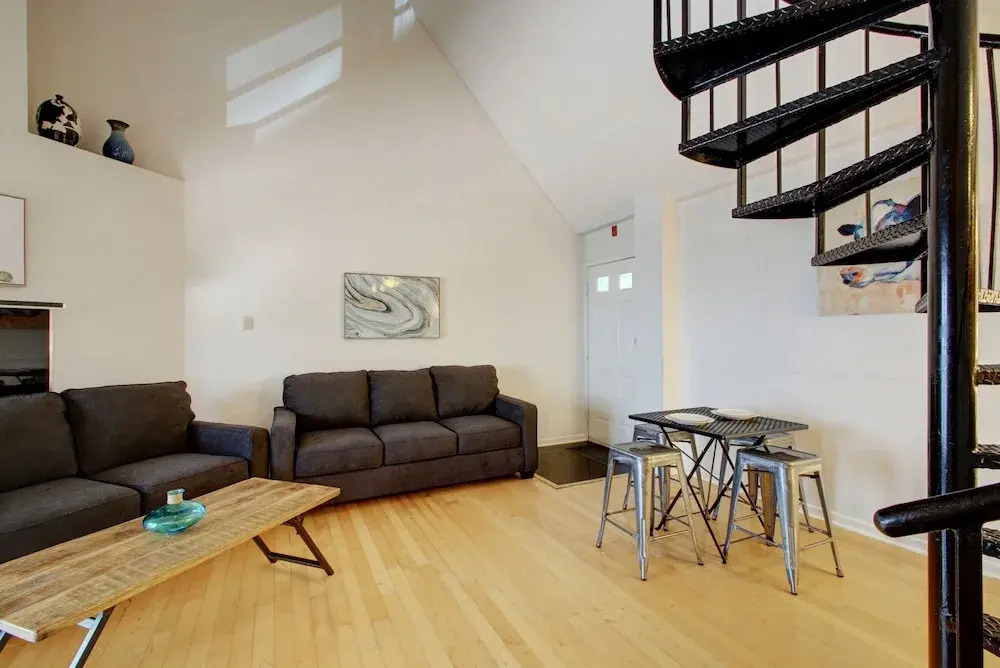 AustinStays 4 Bedroom Downtown Suite