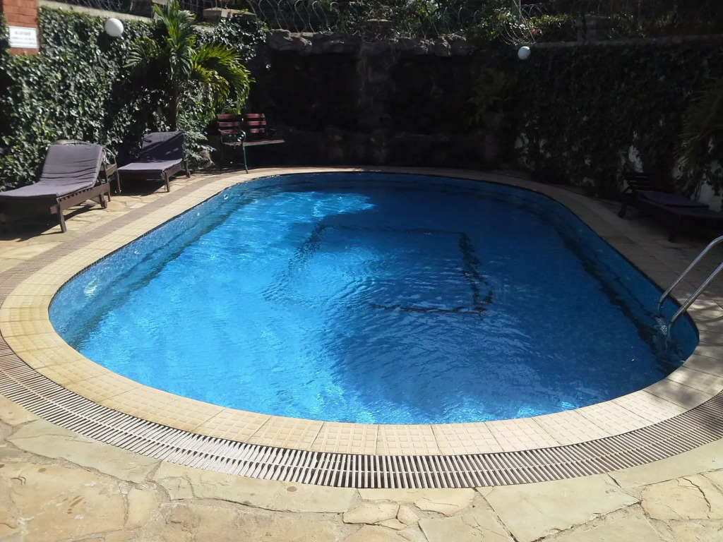 Meltonia Luxury Suites