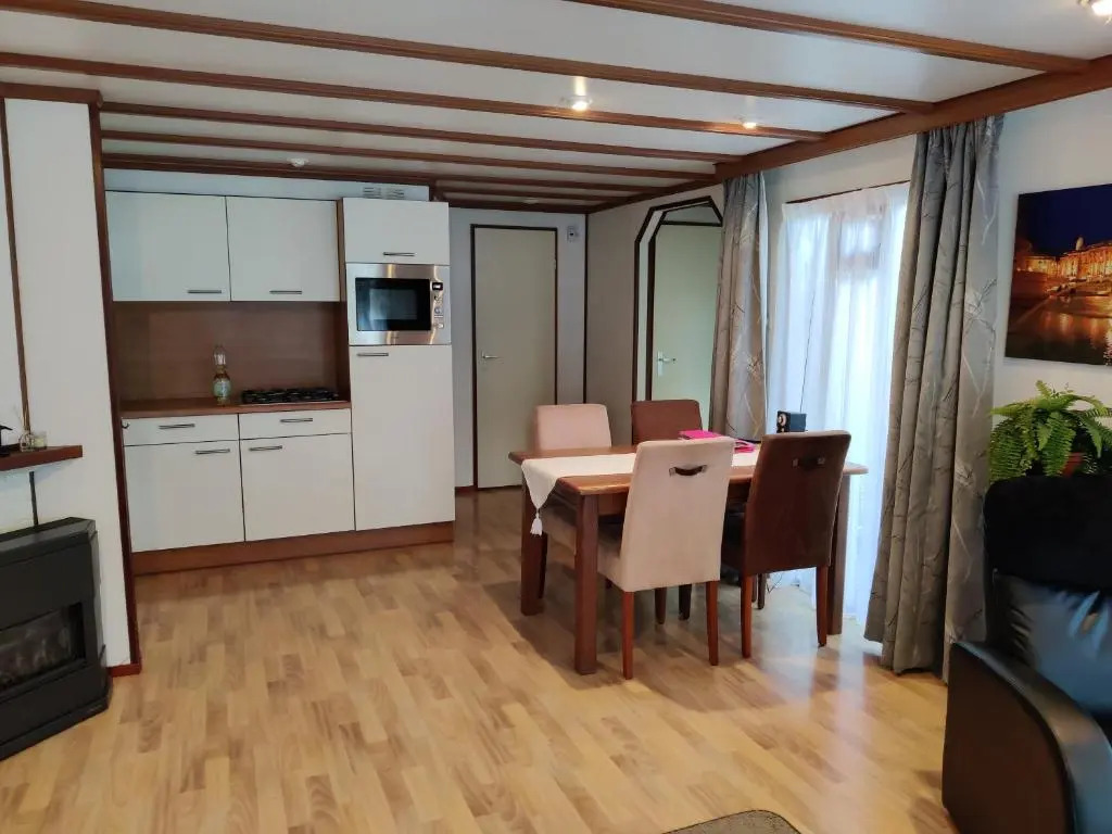 Chalet in bosrijke omgeving op chaletpark Kempenbos naast Duc de Brabant voor 2-3-4-5 personen