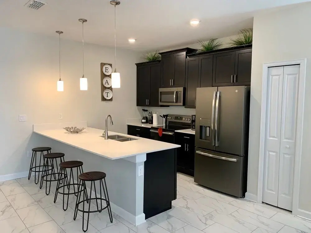 Marvelous 5 Bedroom w/ Pool Close to Disney 4811
