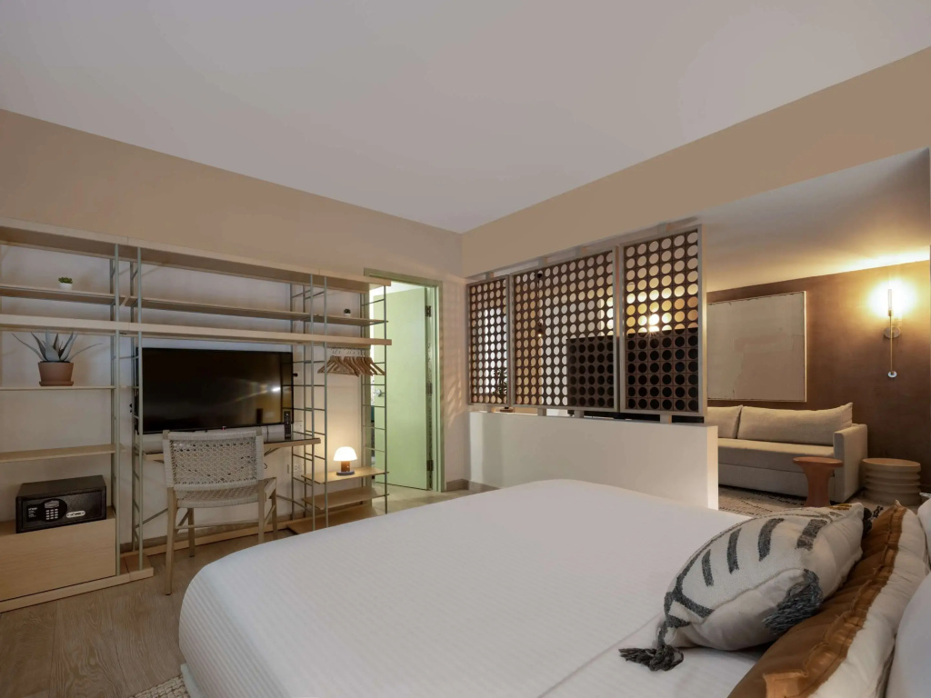 HiBird- Apartment and Suites Hotel