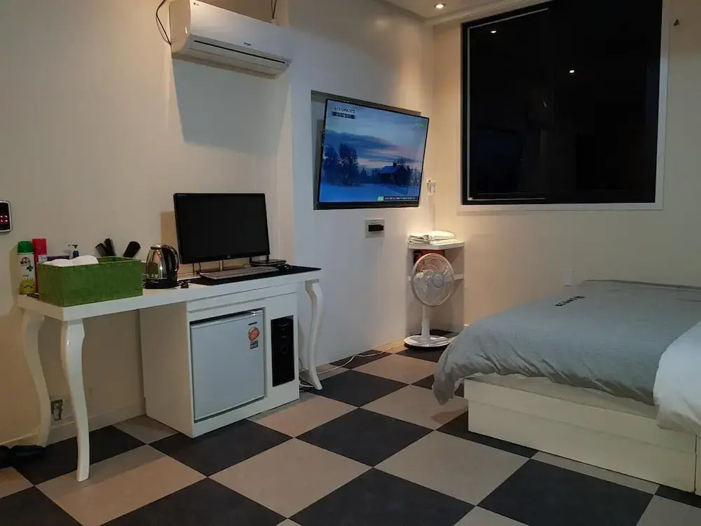 Poseidon Motel