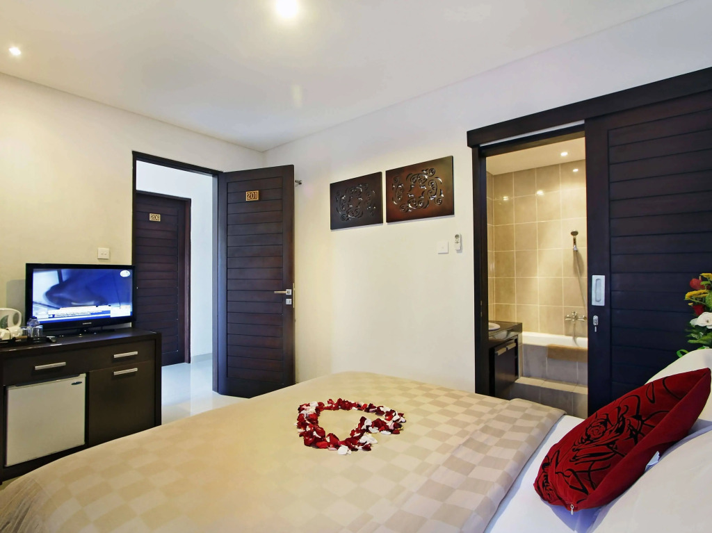 OYO 482 Anika Guest House