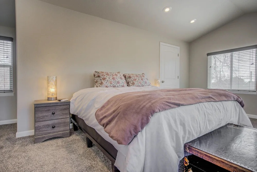 1 Bedroom East DT