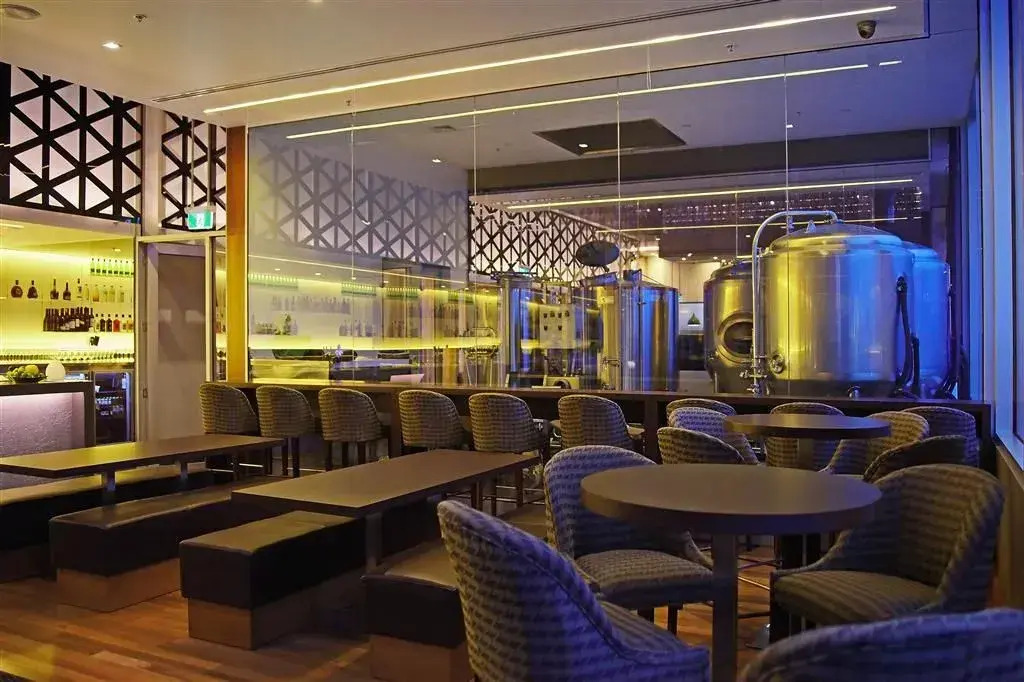 Hotel 115