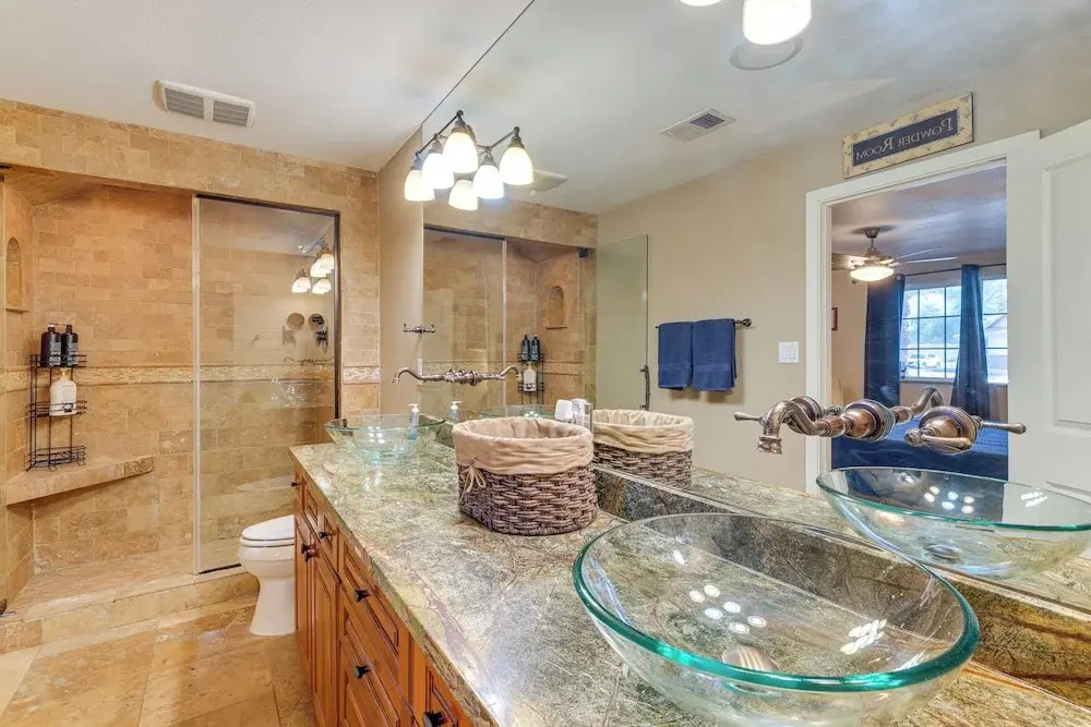 Game Room + Pet-friendly Yard! Family Phoenix Gem