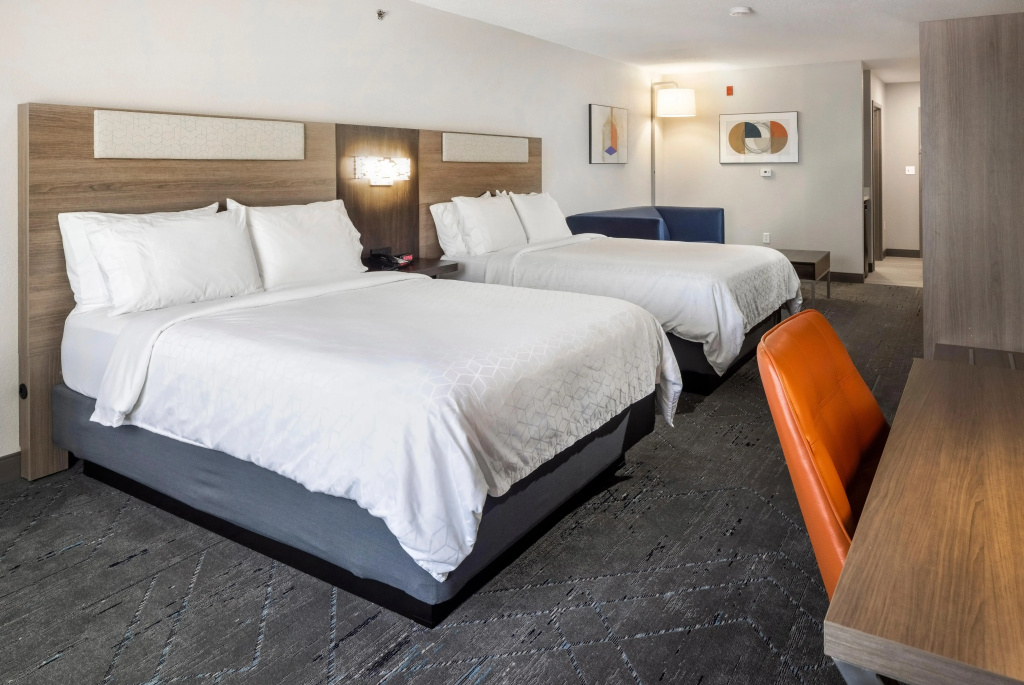 Holiday Inn Express Hotel & Suites Festus-South St. Louis by IHG