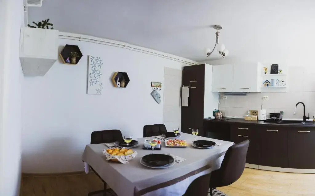 Soba i Apartman Đula