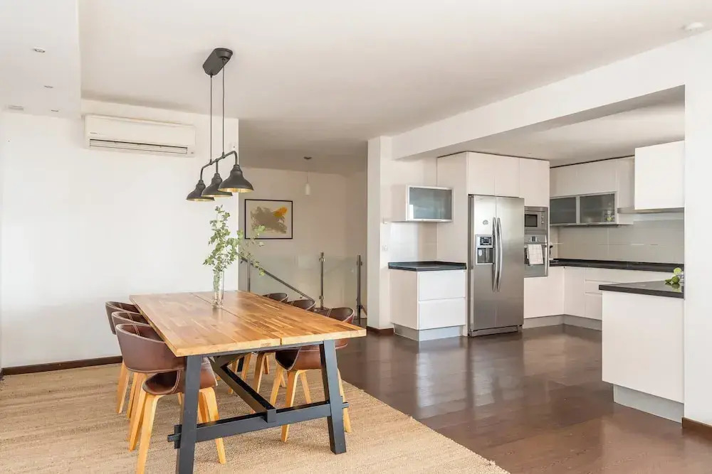 Spacious 3BR Villa with Pool and Sea Views
