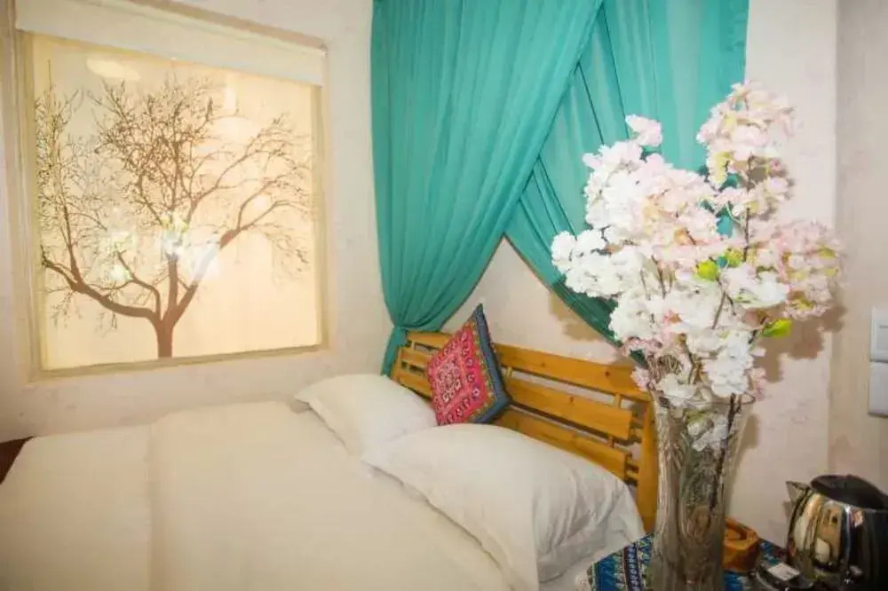 If Love Inn