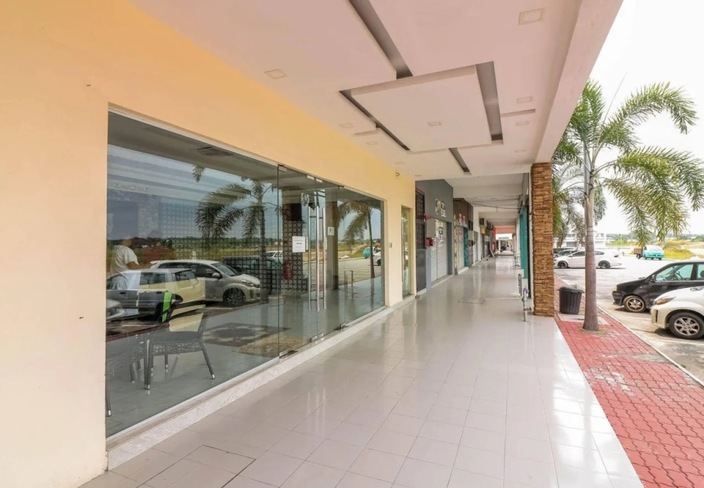 Royale City Hotel