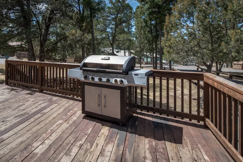 206 Coal Mountain - Three Bedroom Cabin