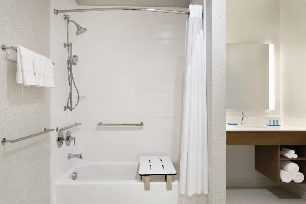 Holiday Inn Express & Suites - McAllen - Medical Center Area by IHG