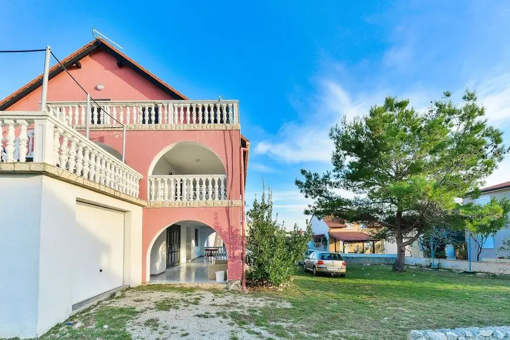 LOJAN Apartments