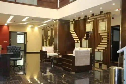 Royaute Luxury Suites and Hotel Gulberg Lahore