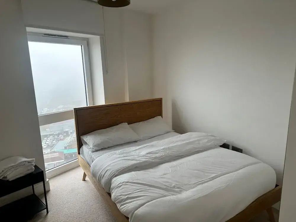 Birmingham - Cozy 2 Bed Apartment - Sleeps 4