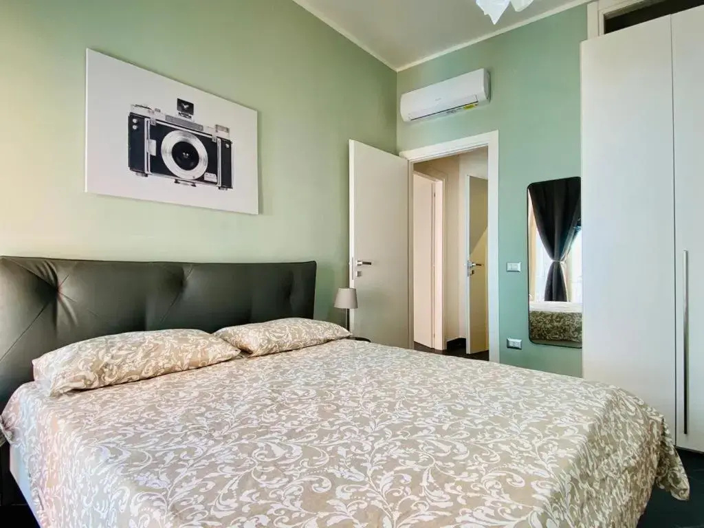 Sea View Apartment 5 mt from the beach
