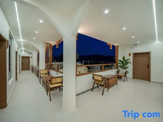 Lijiang Ancient Town Xianyin No.1 Viewing B&B