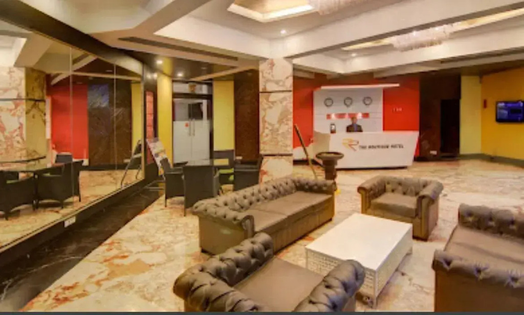 Hotel RR Suites - Near LODHA Xperia Mall