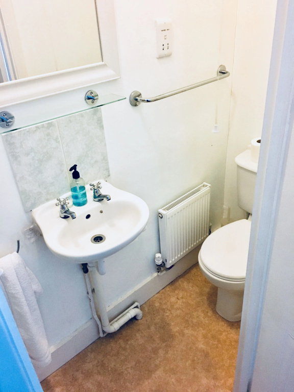 Morleys Rooms - Located in the heart of Hurstpierpoint by Huluki Sussex Stays