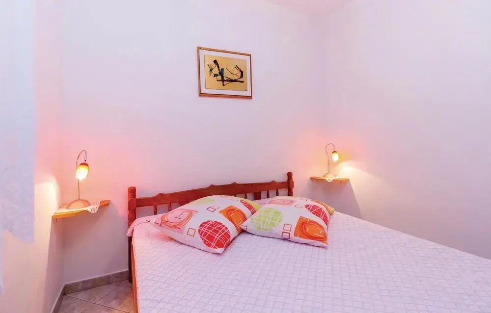 Stunning Home in Novi Vinodolski With Wifi and 4 Bedrooms
