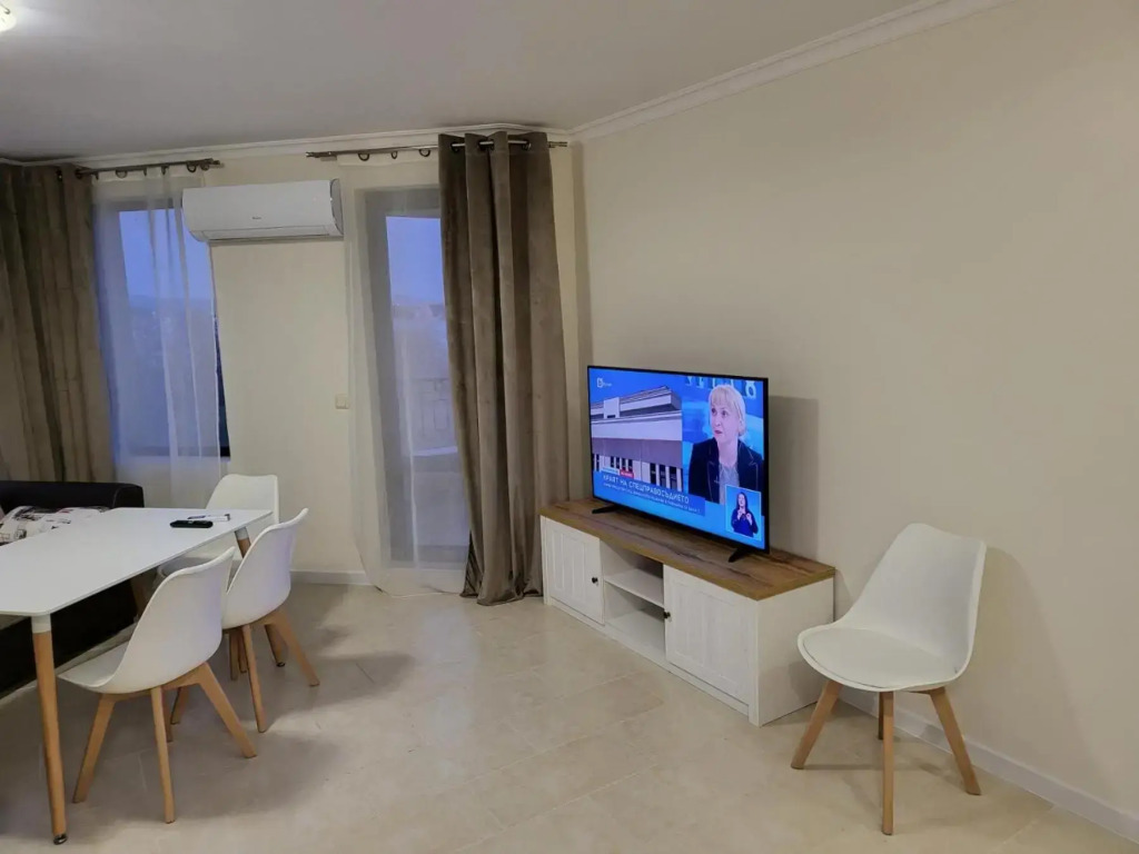 Apartment on the beach 2