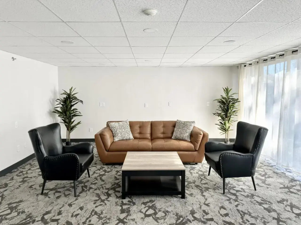 Baldwin Inn & Suites, SureStay Collection by Best Western