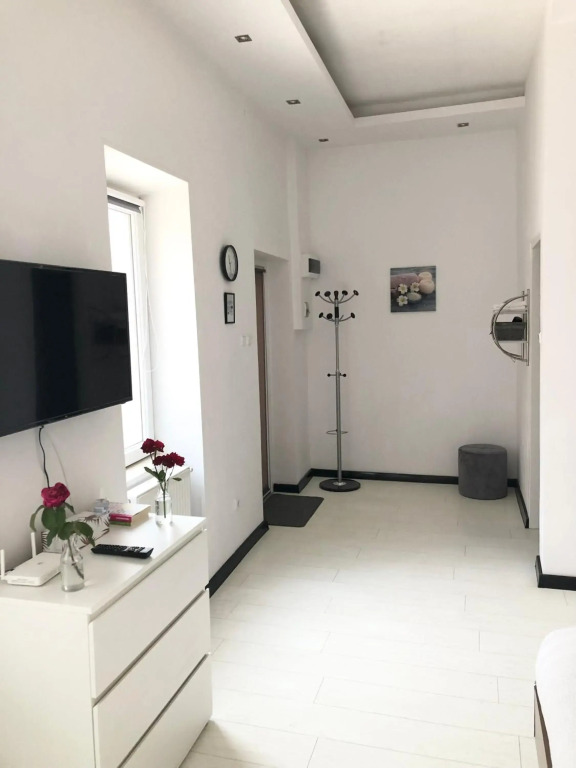 SMART GuestHouse