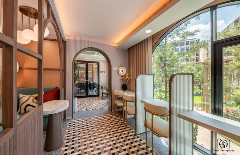 Luxurious 1 and Half Bedroom Condo With Resort-style Amenities in Nonthaburi
