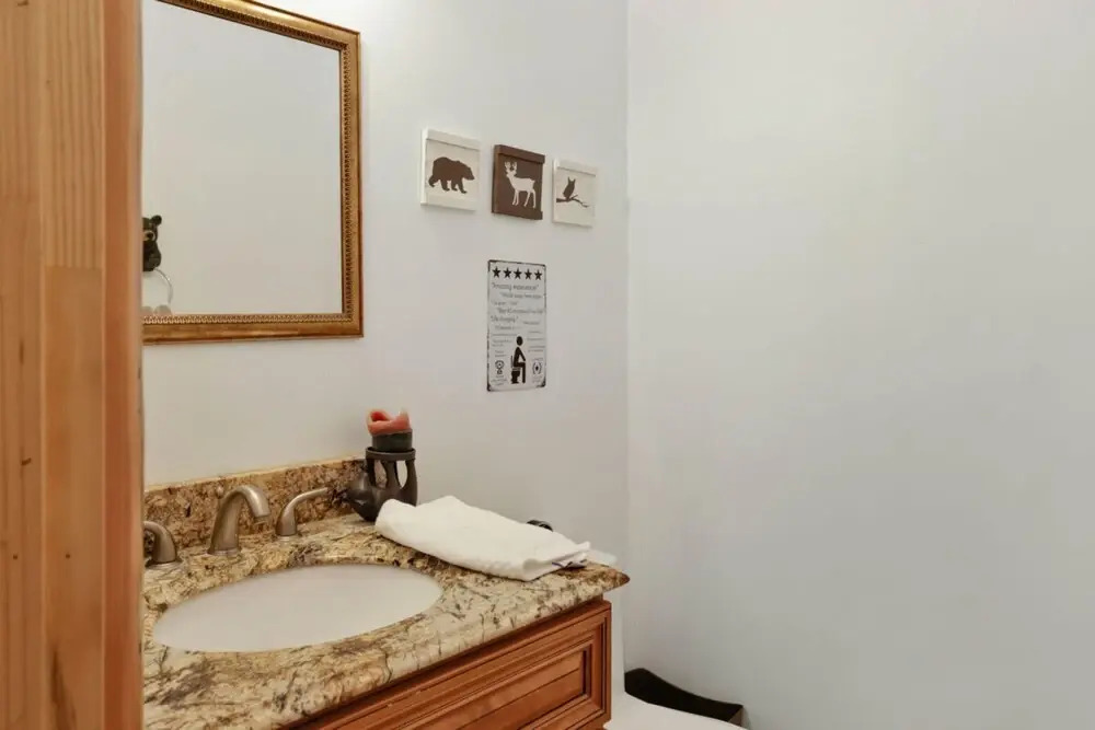 Five Bears Cabin #2070 by Big Bear Vacations