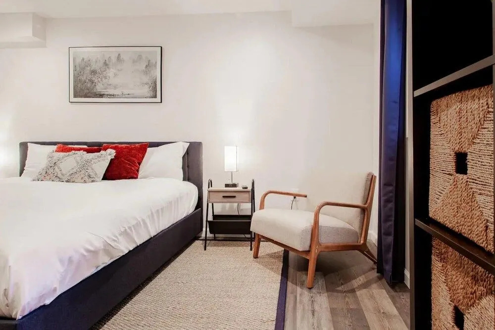 Fantastic Falls Church Home Base for DC Area Travel