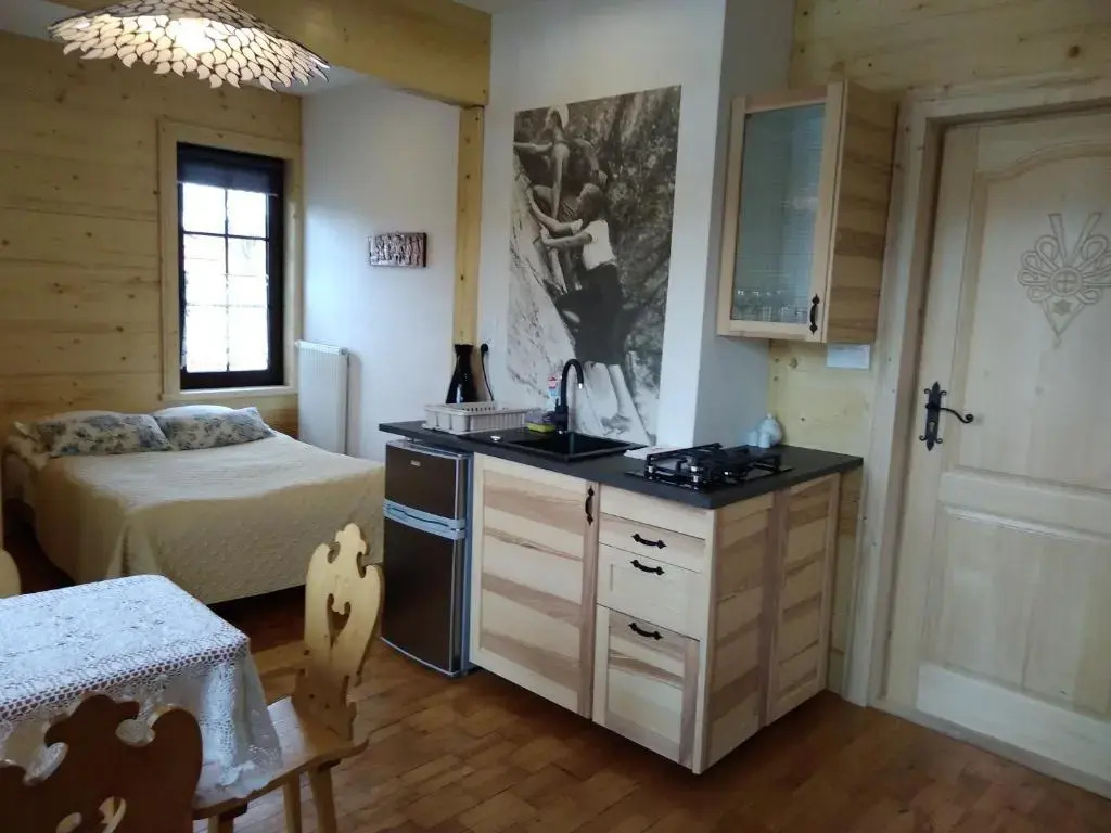 Pokoje i Apartamenty Centrum - Willa Bajeczka
