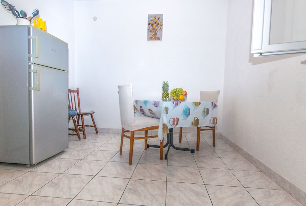 Marijana Bol Apartments