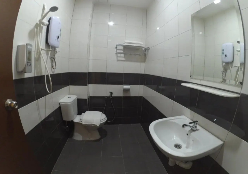 Link Hotel
