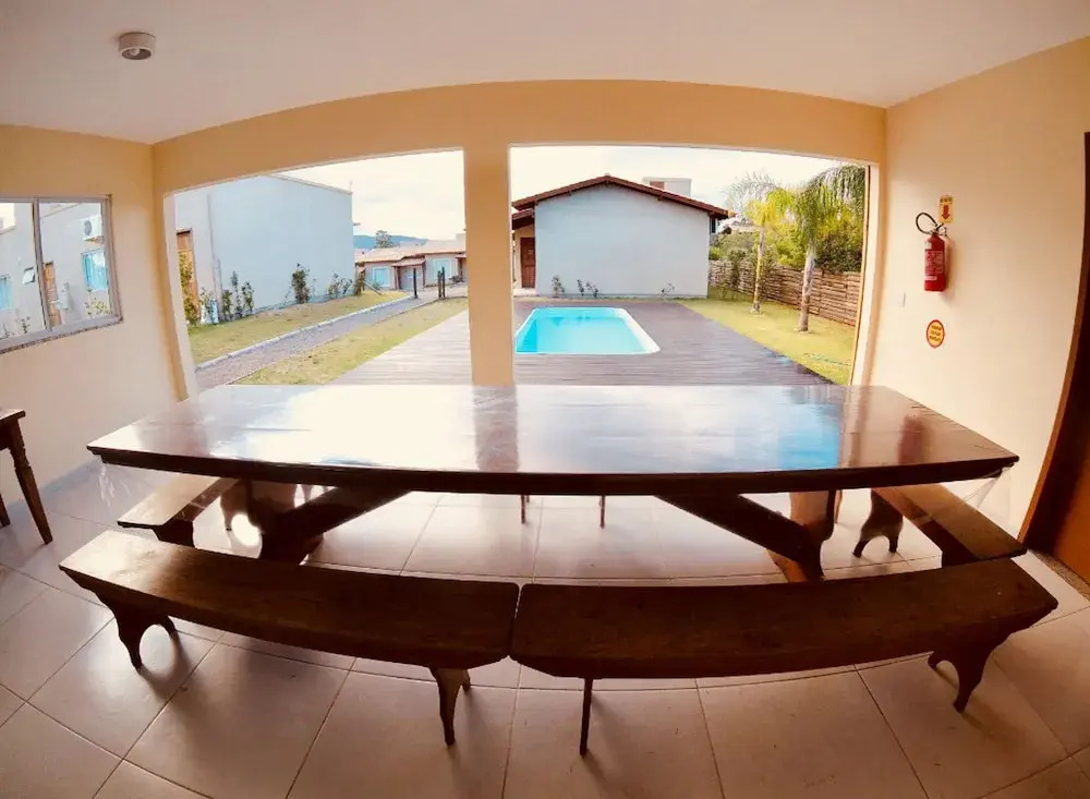 Praia do Rosa Hostel