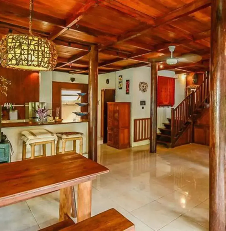 3 Bedroom Authentic Villa In Canggu