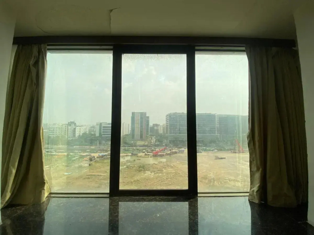 Hotel Pearl's BKC Inn- Near Trade Centre, Visa Consulate