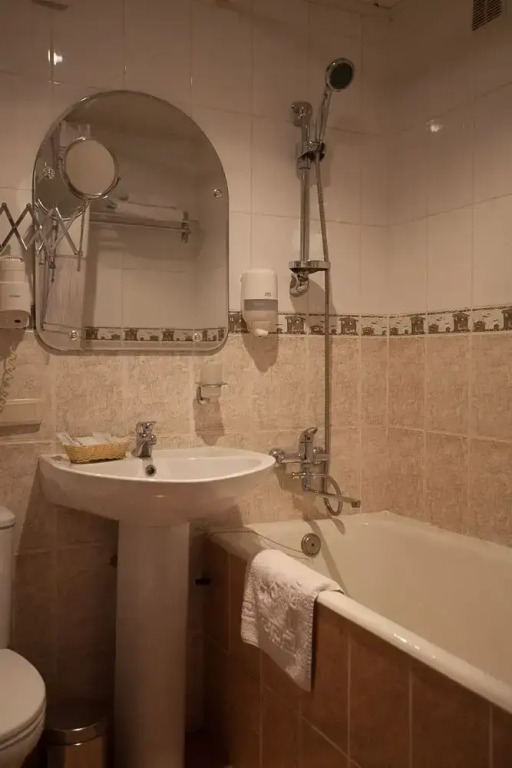 Chelyabinsk 4th Floor Hotel