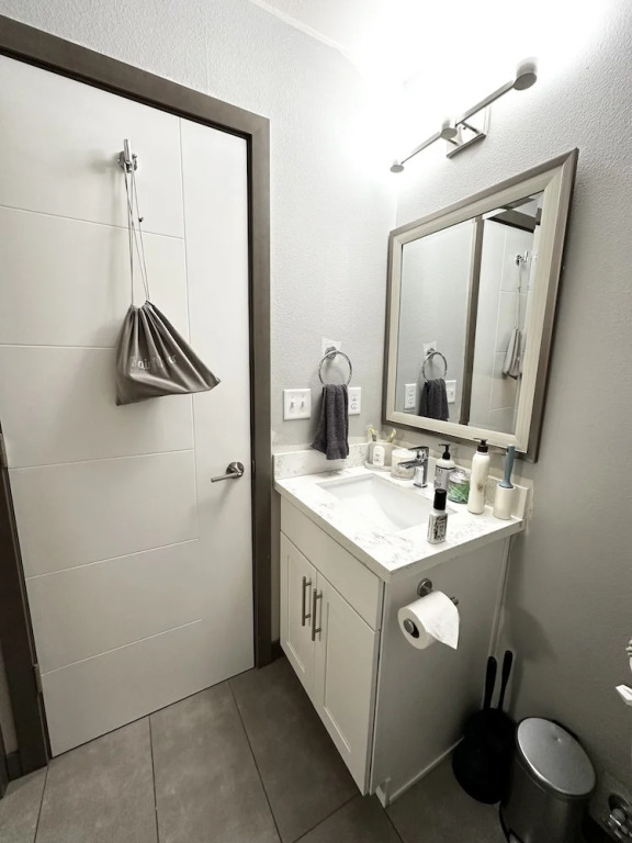 Central Tacoma Homestay -private room-