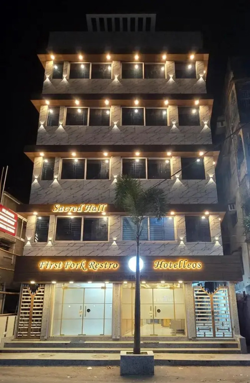 HOTELLEOS