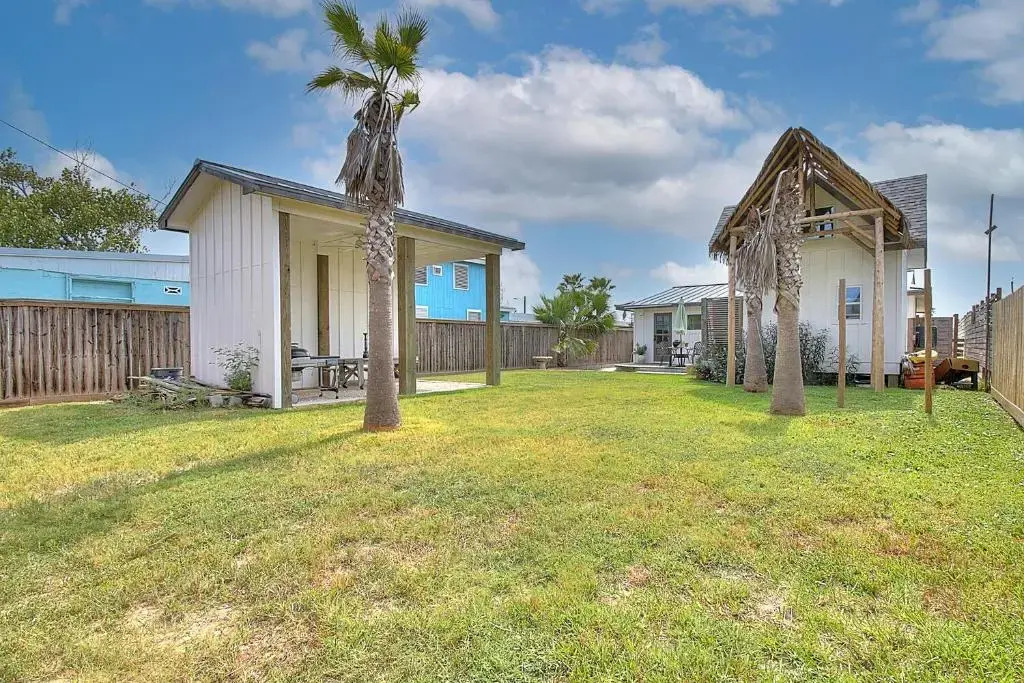 The Gulf House Gs512 Home