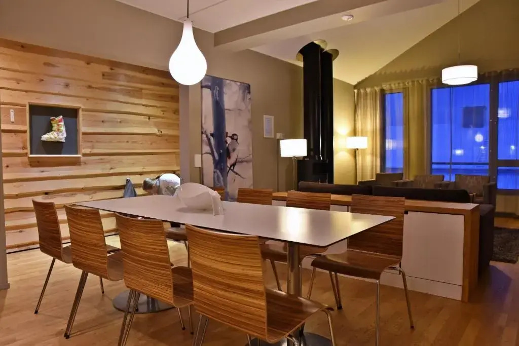 Levi Suites Unna Mànnu