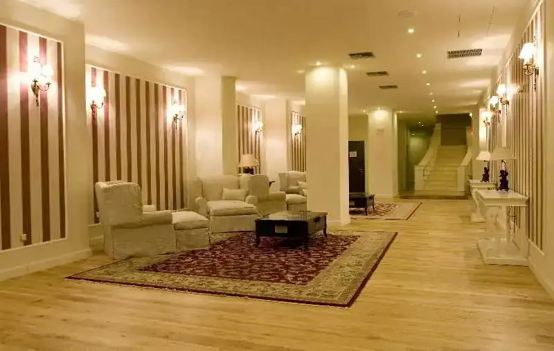 Comer Ionian Palace