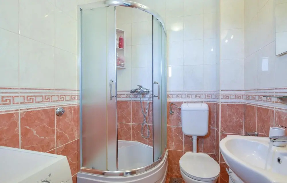 Stunning Home in Podstrana With Wifi and 3 Bedrooms