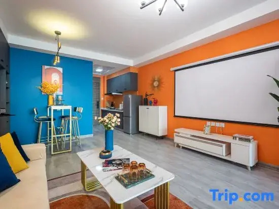 Yunhai Bay Ocean View LOFT Holiday Residence (Jinmao Mall, Qingdao Station)