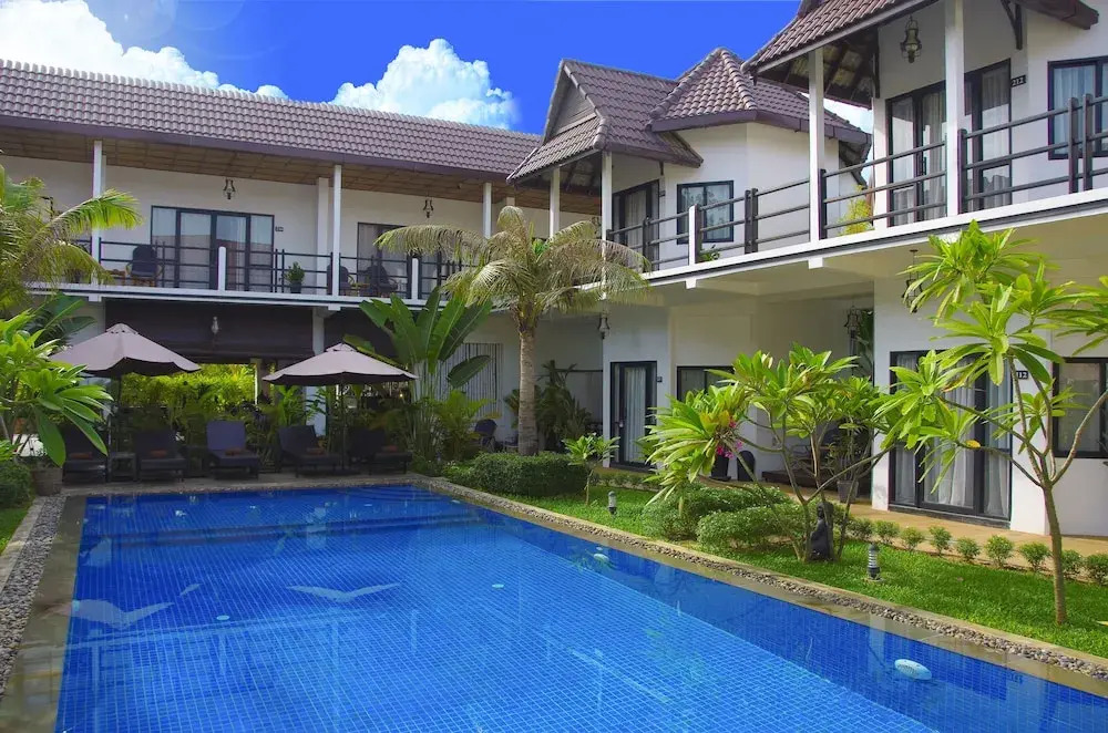 SR Sofia Villa Hotel