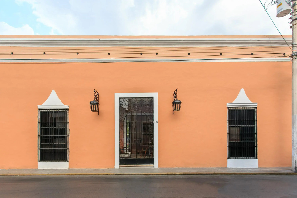 Casa Jade Hotel