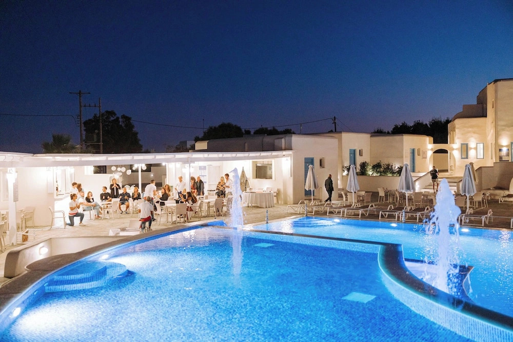 HOTIDAY Room Collection - Naxos