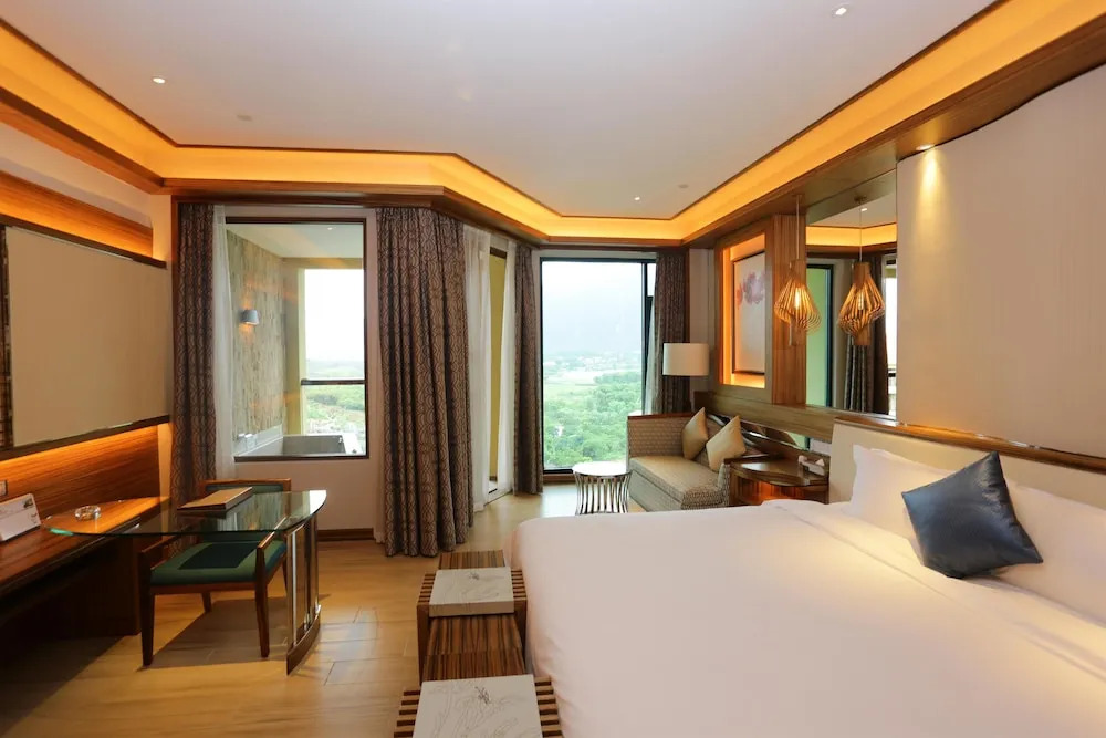 Regal Palace Resort&Spa